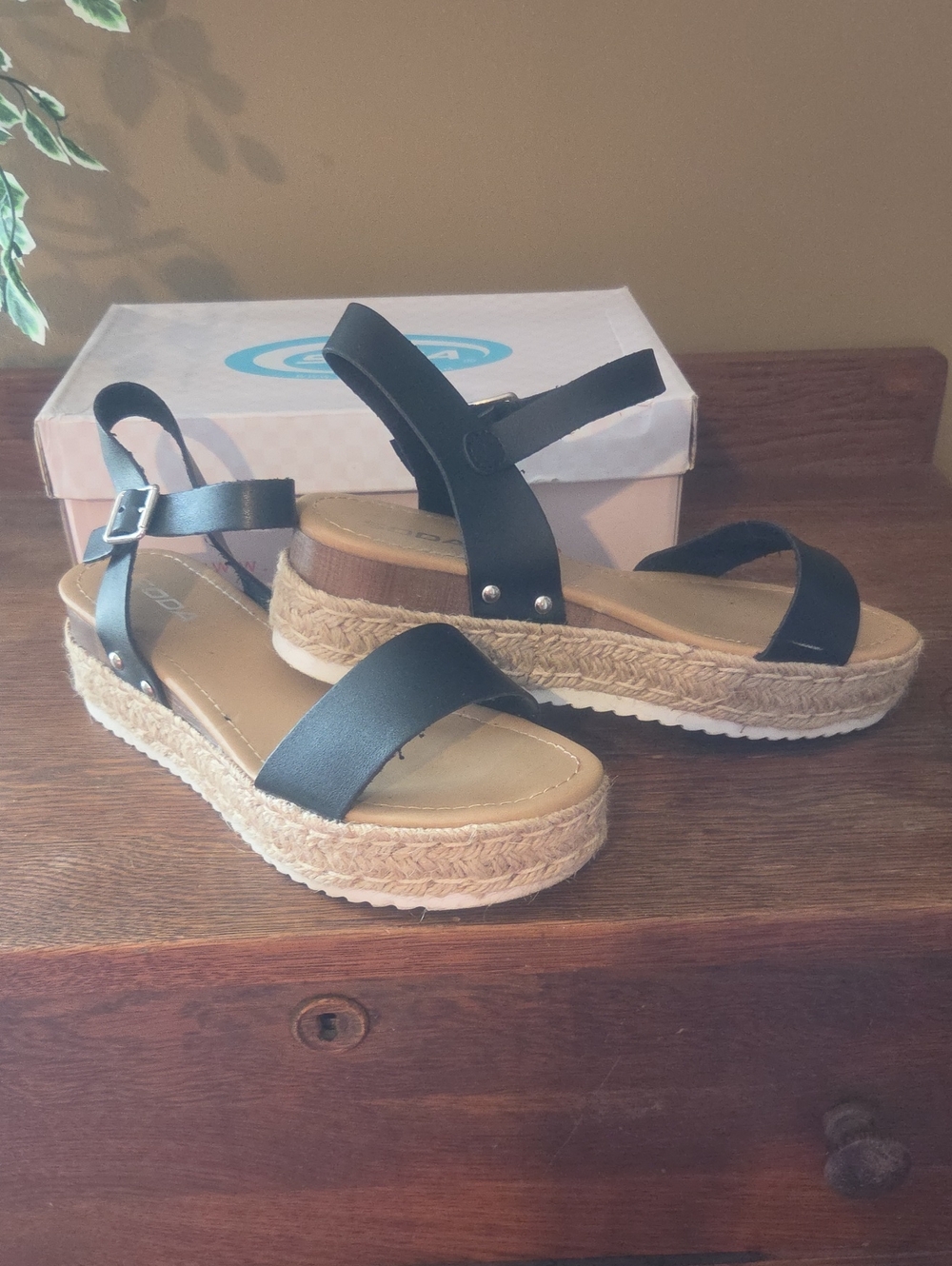 Soda Black Espadrille Platform Sandals